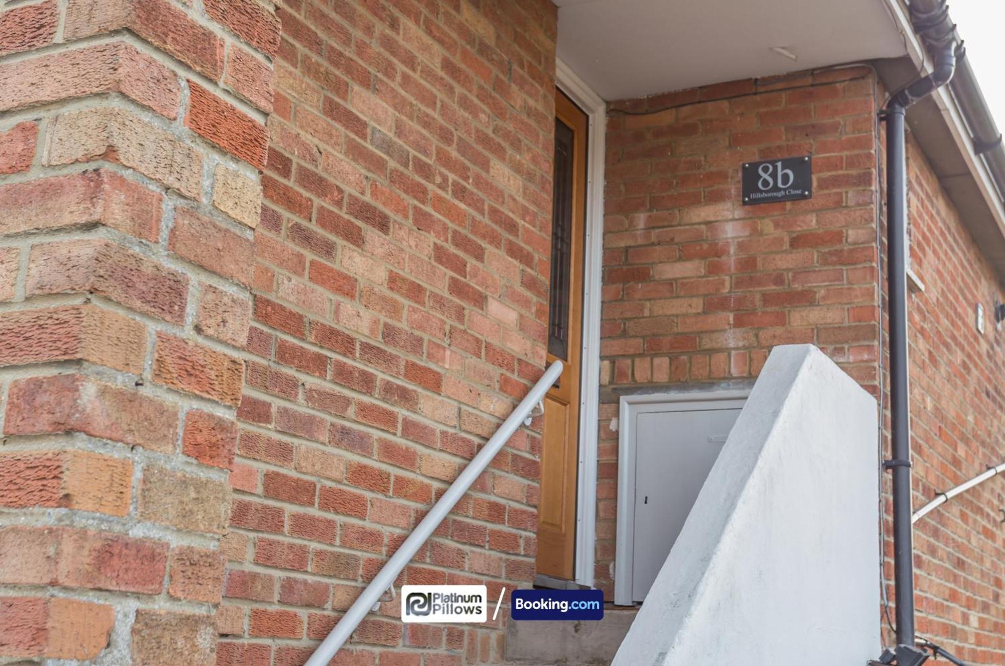 Spacious 2Br Apt In Oxford, Long Stay Savings, Near Hospitals & Universities Bagian luar foto
